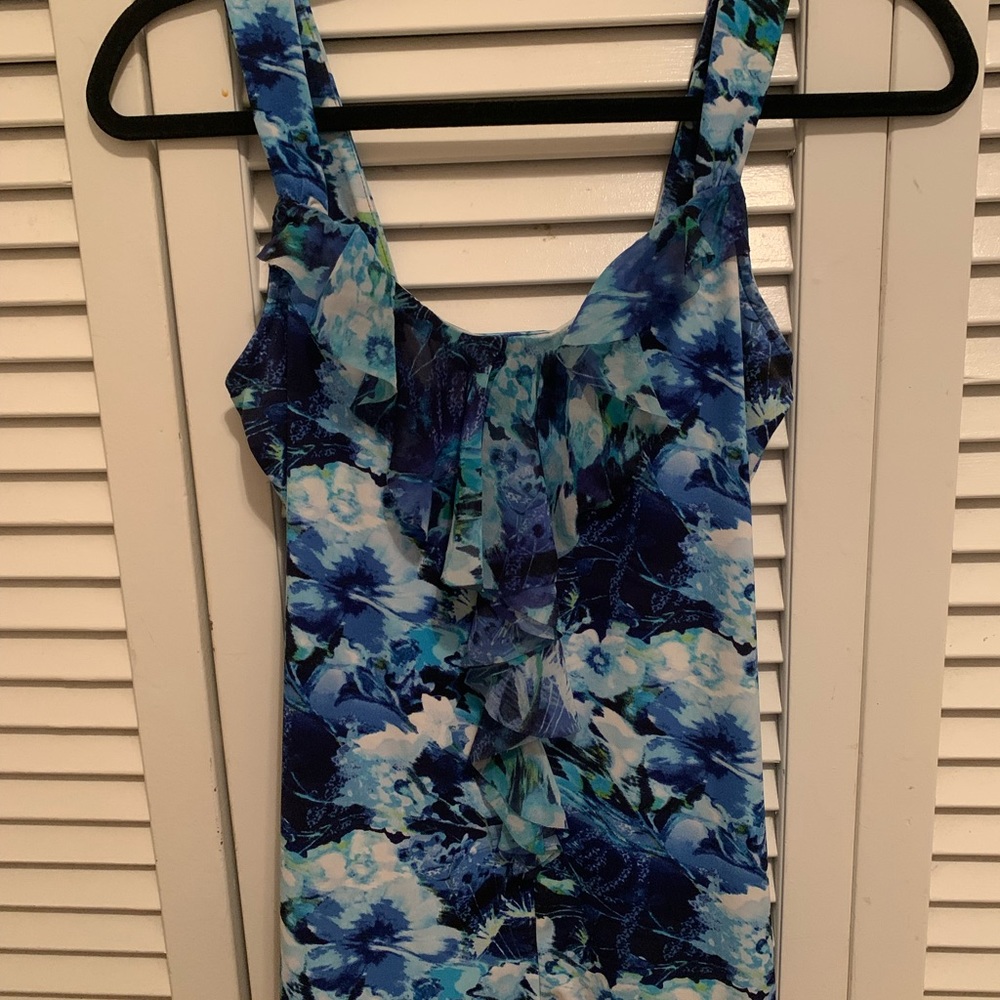 White House/Black Market sleeveless ruffle top